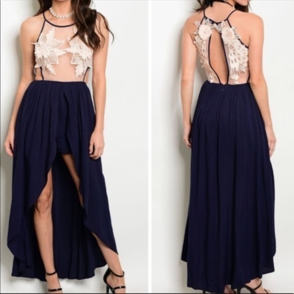 ❣️ Sale was 45$ down sizing ❣️ Maxi romper